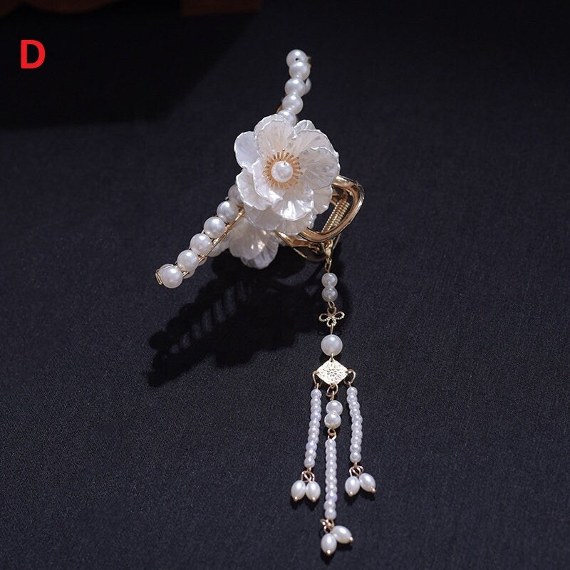 Hanfu hair accesories, hanfu chinese hair clip, flower tassel butterfly hair clip, faux pearl hair claw, hanfu retro hairpin