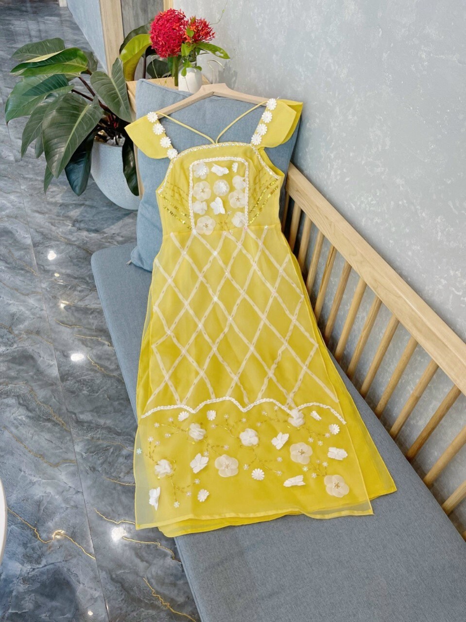 Pre-made Modern Vietnamese Ao Dai , Áo dài cách tân qipao cheongsam