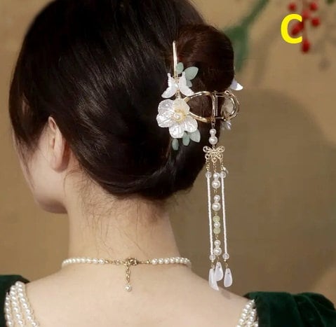 Hanfu hair accesories, hanfu chinese hair clip, flower tassel butterfly hair clip, faux pearl hair claw, hanfu retro hairpin