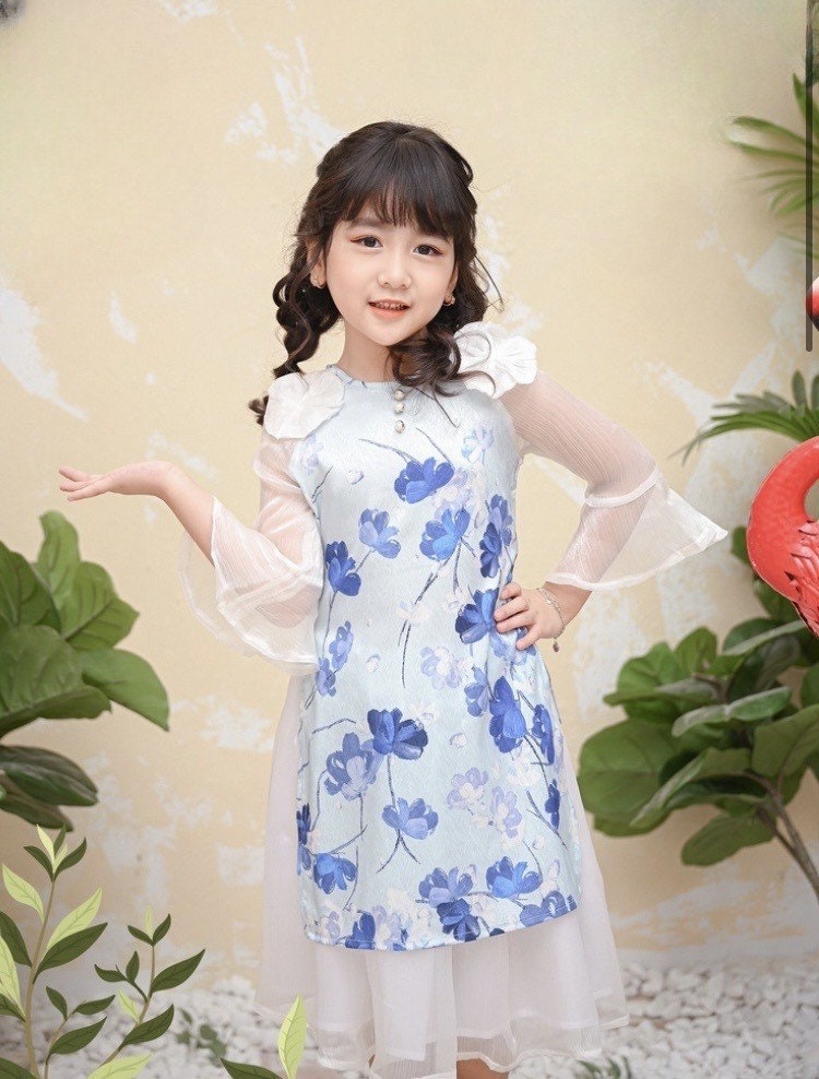 Pre-Made Girl Vietnamese Ao Dai Cach Tan (áo dài cách tân bé gai), Kids Vietnamese traditional dress, cheongsam, qipao